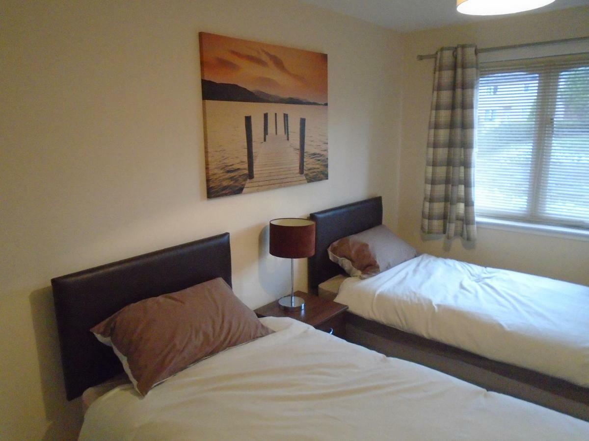 Clydebank Apartment Глазго Экстерьер фото